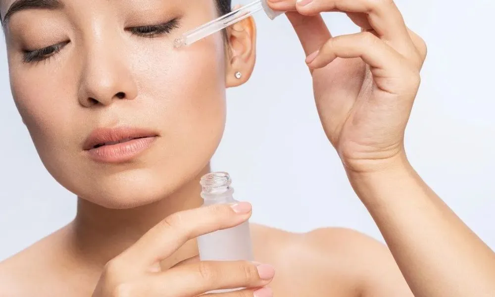 What are the Potential Benefits of Kojic Acid Serum?